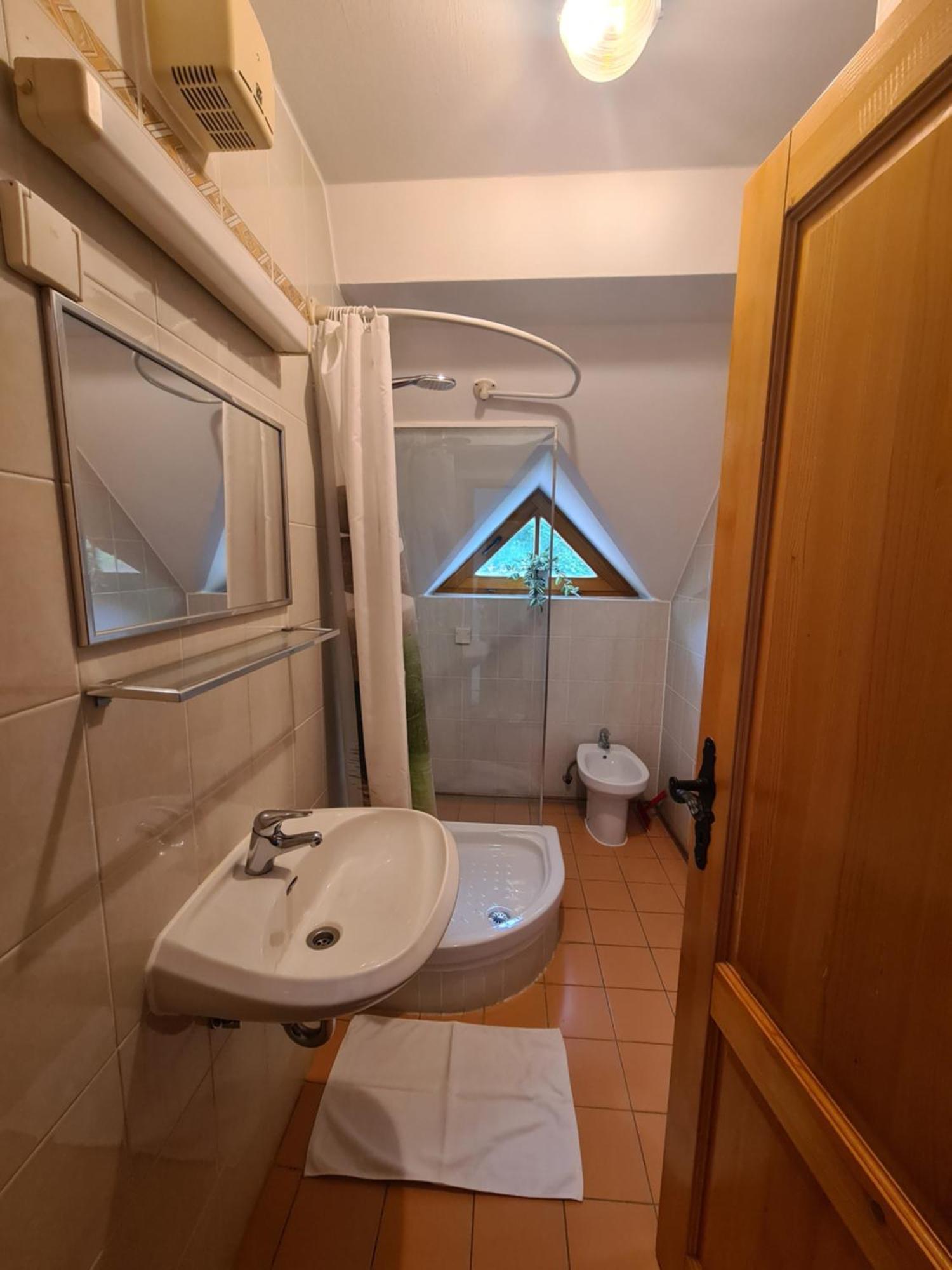 Apartma Trobentica 15 *